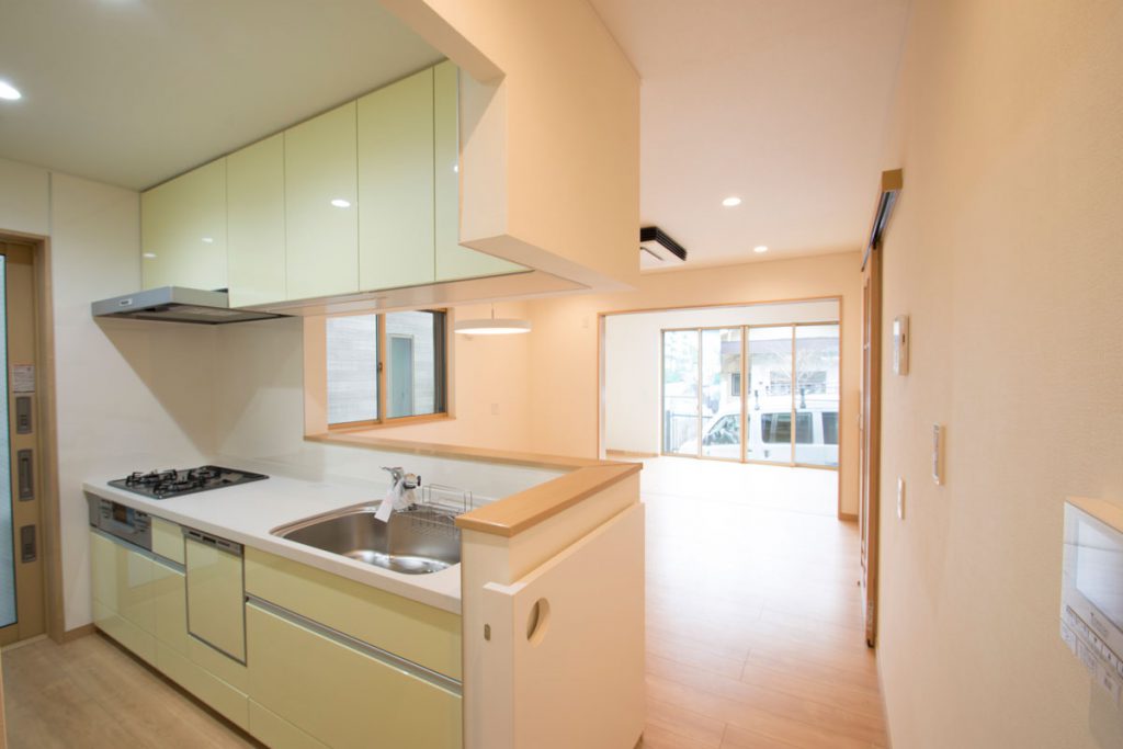 愛犬と共に暮らす工夫のある、やさしさあふれるおうち