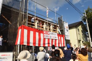 【家を建てるときモチまきをするのは、なぜ？】