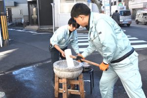 【12月28日(土)　年末餅振る舞いのご案内】