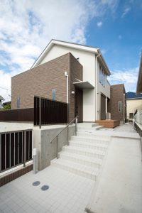 【「吹き抜けをつくっても室温は快適です！」　横浜市：Yさま】