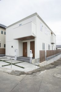 【二世帯住宅への建て替え メリット・デメリット】