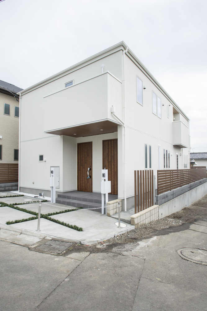 【二世帯住宅への建て替え　メリット・デメリット】