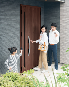 【柏倉の勝手にランキング!(IoT編) 1位:玄関ドア】